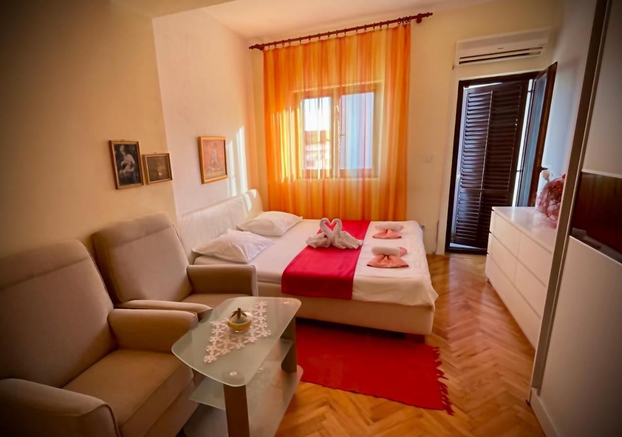 Apartment Malenko Sibenik Ngoại thất bức ảnh